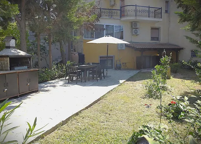 Eva's Eden Vourvourou